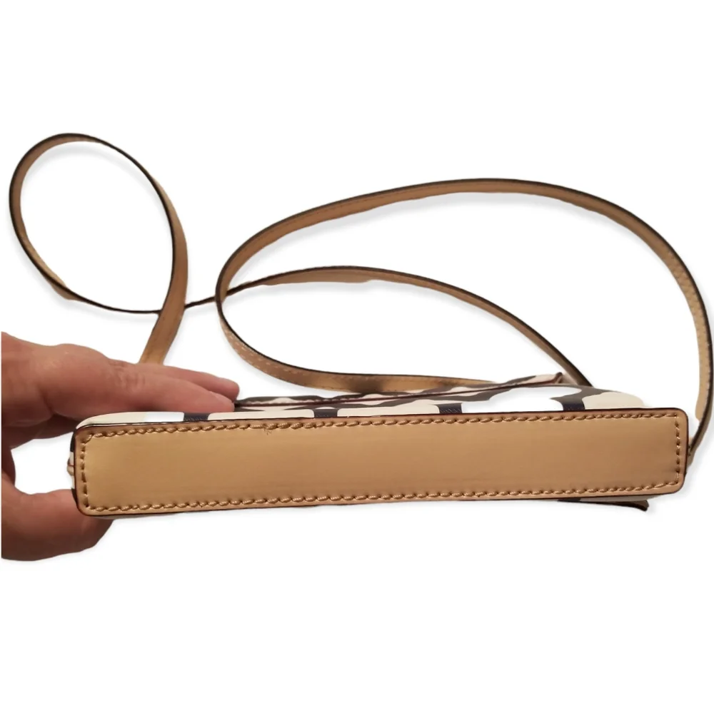 Kate Spade Lemons crossbody - Picture 3 of 11